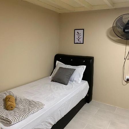 Euc Room Stay Tuaran ภายนอก รูปภาพ